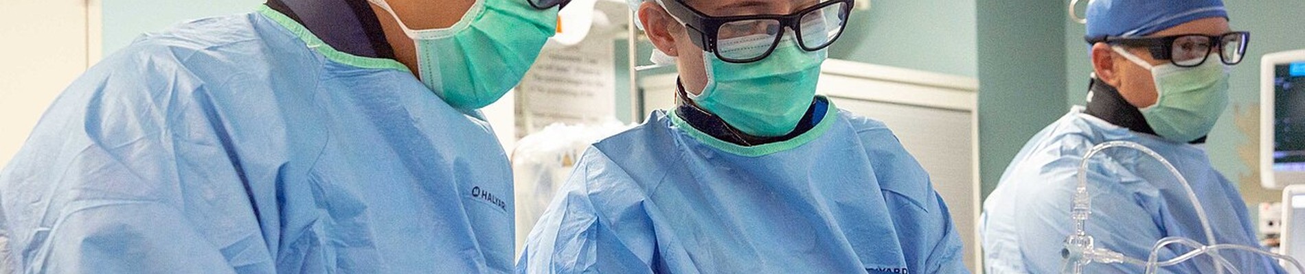 Doğumsal Kalp Hastalarına Canlı Yayında Girişimsel Tedavi: 150 Hekim İzledi